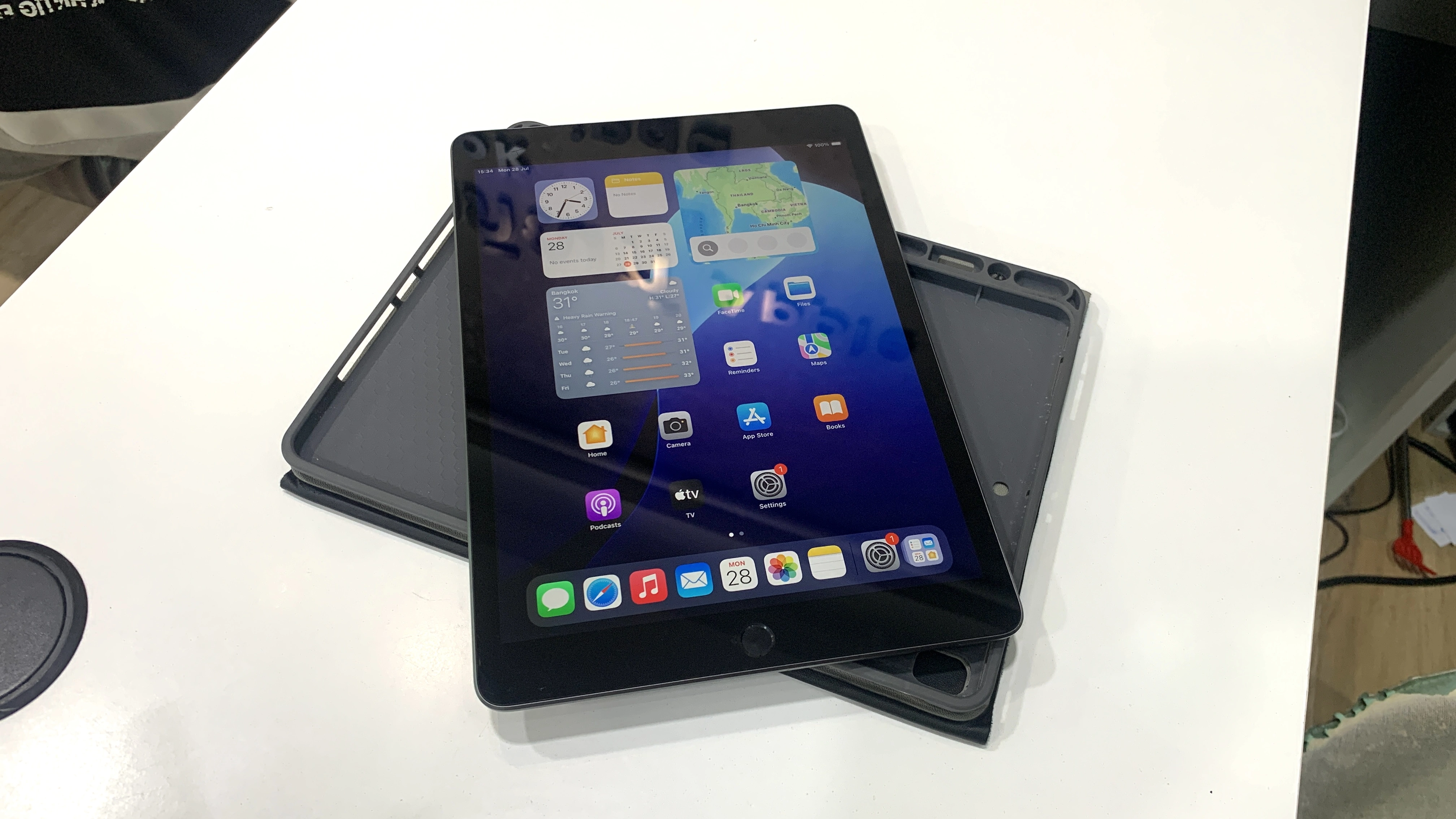 Image of iPad Gen9 (ROM 64GB)(Second hand)